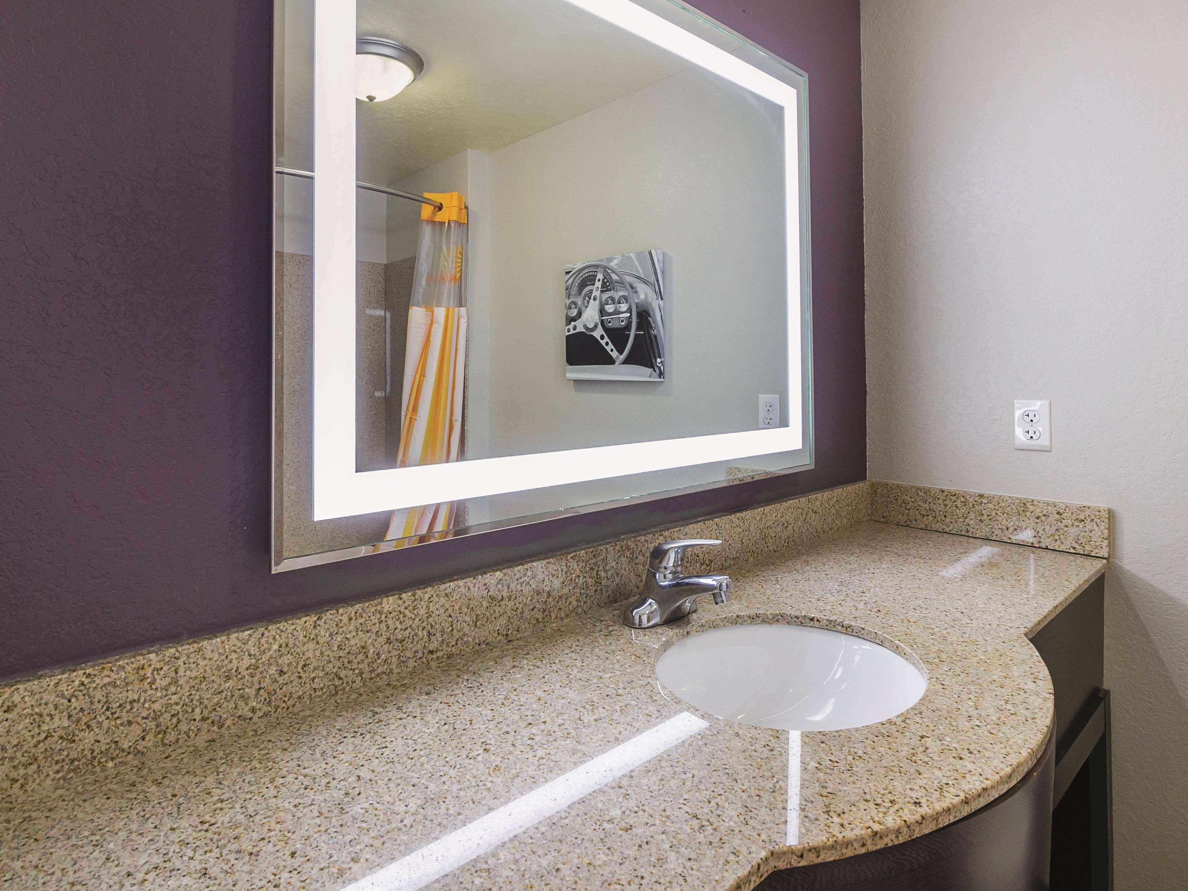 La Quinta By Wyndham Bowling Green Exterior foto